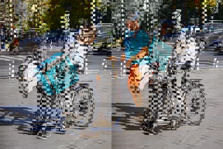 Downtown Courier Cyclists Navigate New Bike Lane Obstacles